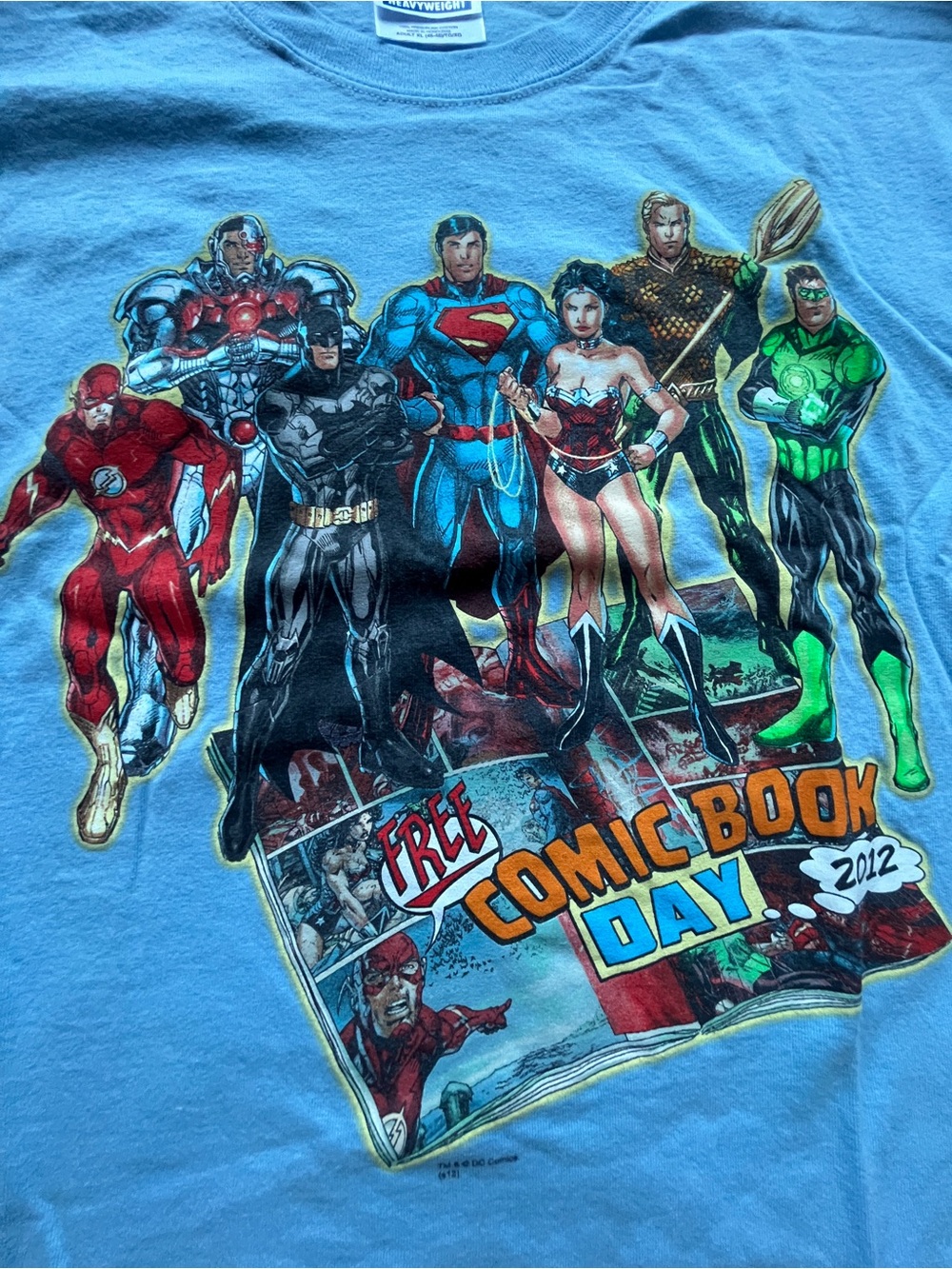 DC Comics Mens XL Light Blue Justice League Graphic Short Sleeve Tee